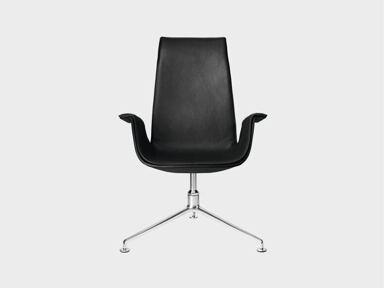 Design Original Walter Koll Bucket chair with tulip shape in black leather and aluminium feet