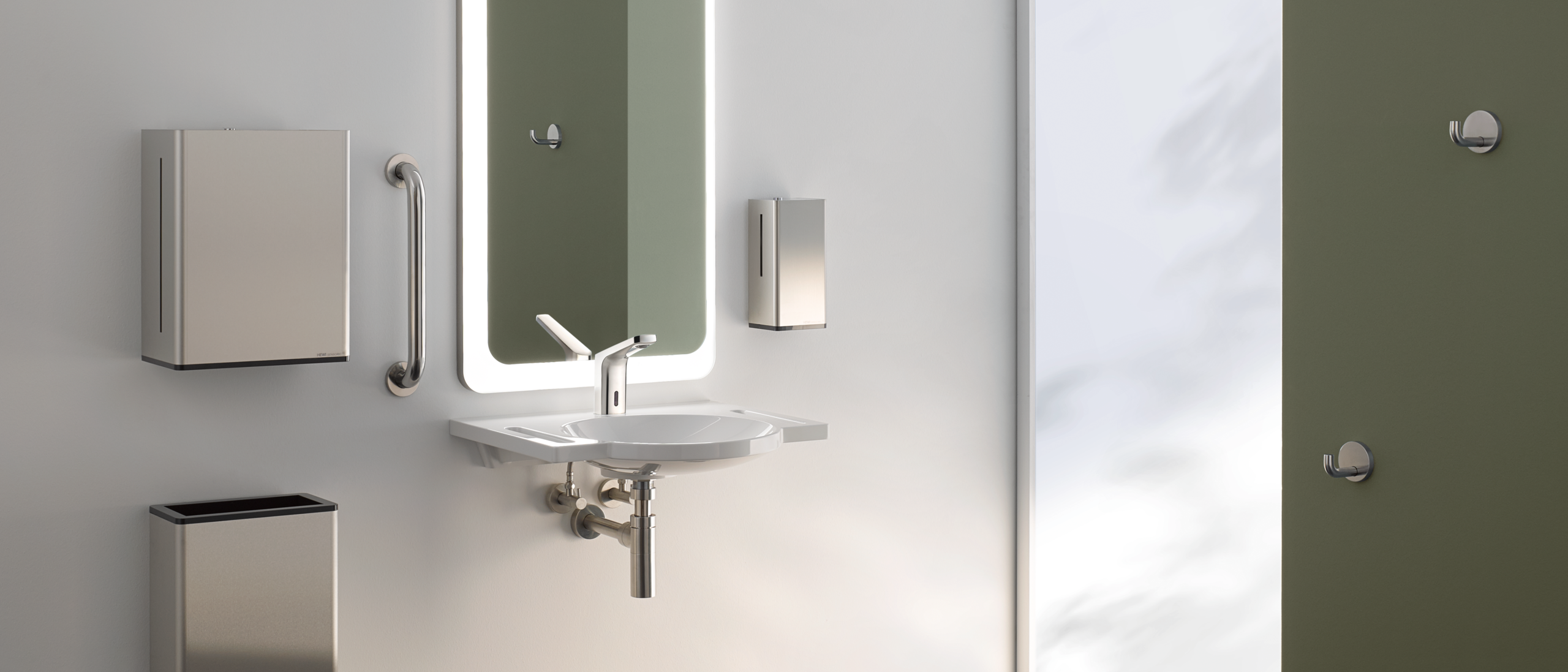 HEWI öffentlicher Waschplatz Öffentlicher Waschplatz ausgestattet mit berührungsloser Armatur, Seifen- und Papierhandtuchspender in Edelstahl