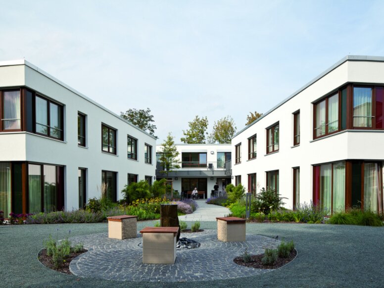 Dom Franza Jordana w Warburgu Dom Franza Jordana w Warburgu z zewnątrz